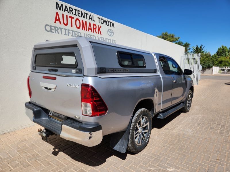 2018 Toyota Hilux XC 2.8GD6 4x4 Raider MT pictures