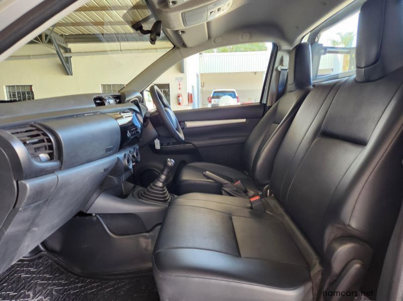 2024 Toyota Hilux SC 2.0 VVTi with Aircon pictures