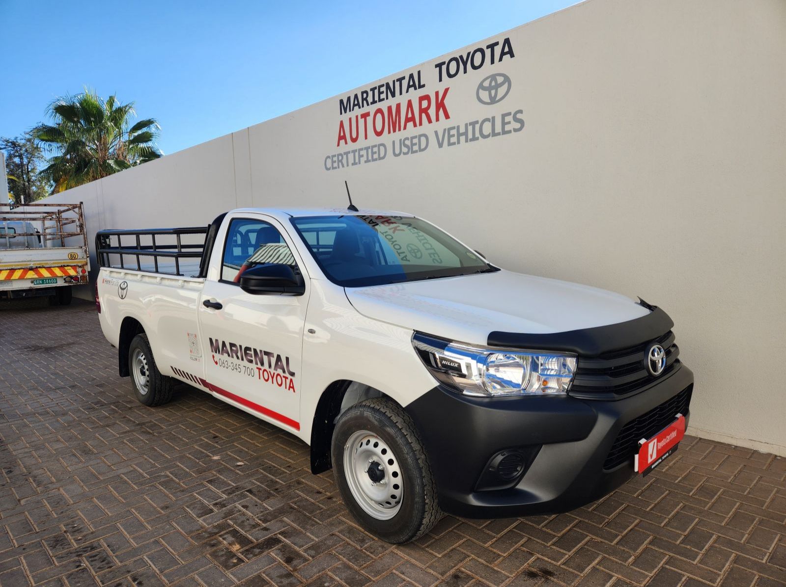 Used Toyota Hilux SC 2.0VVTi S A/C 5MT for sale in Windhoek, Walvis Bay, Okahandja, Gobabis, Mariental, Otjiwarongo, Ongwediva, Namibia