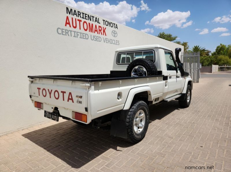 2022 Toyota Land Cruiser SC 4.0 Petrol V6 pictures