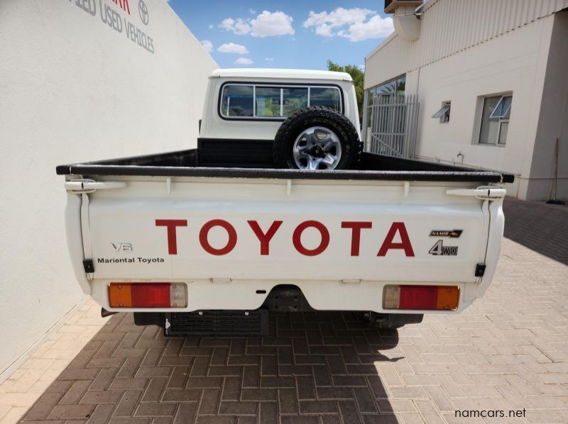 2022 Toyota Land Cruiser SC 4.0 Petrol V6 pictures