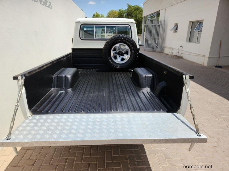 2022 Toyota Land Cruiser SC 4.0 Petrol V6 pictures