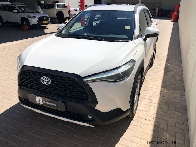2022 Toyota Toyota Corolla Cross 1.8 Xs Hybrid pictures
