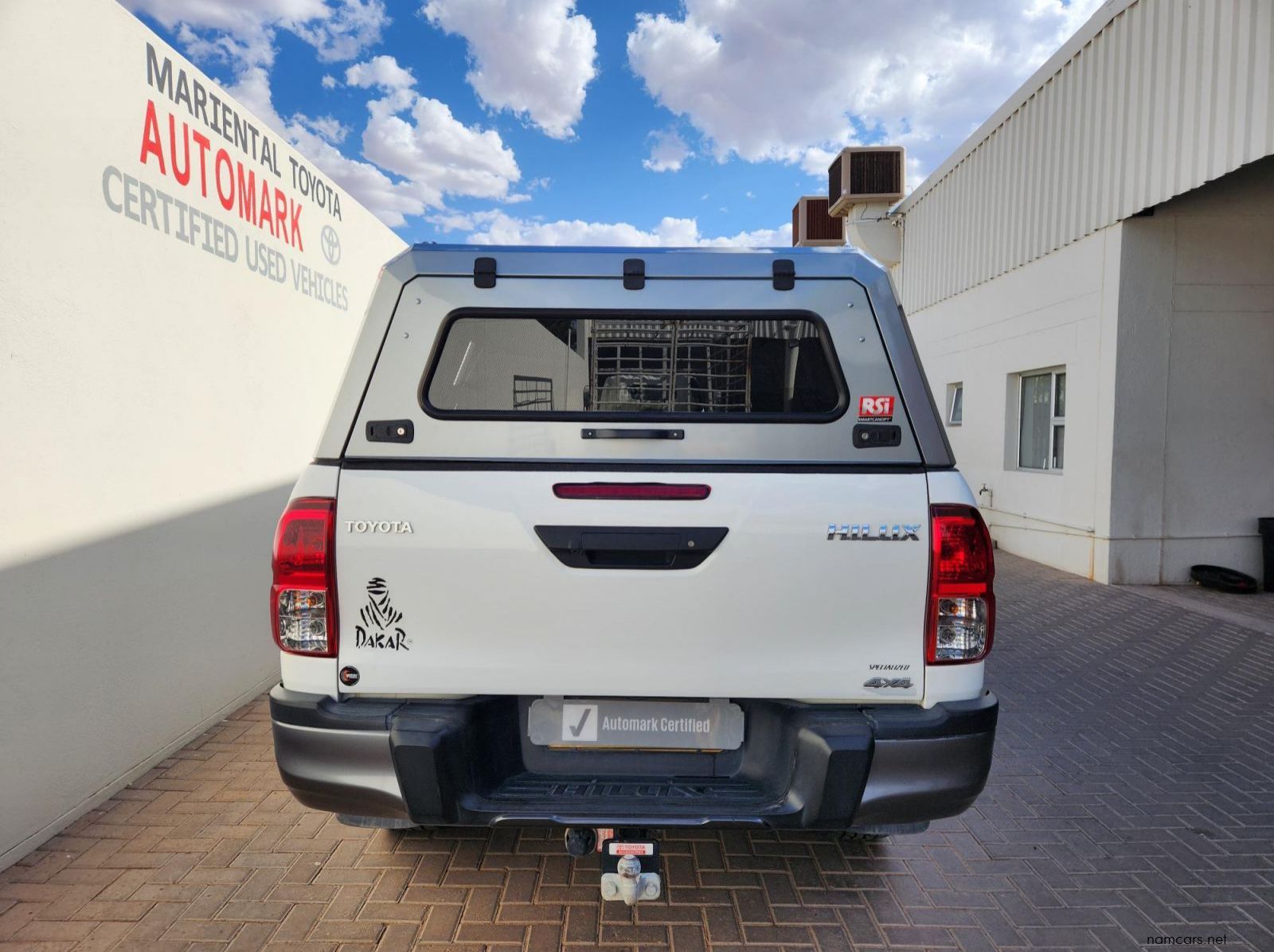 2018 Toyota Hilux DC 4.0 V6 4x4 Dakar AT pictures