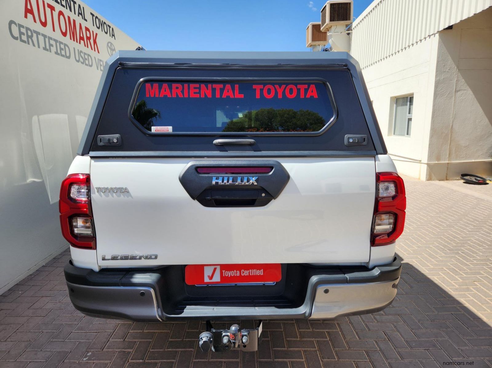 2024 Toyota Hilux DC 2.8GD6 4x2 Legend AT 48V pictures