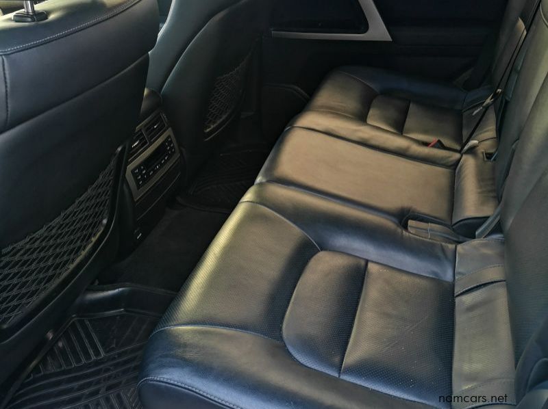 2016 Toyota LAND CRUISER 200 SERIES VX 4.5D pictures