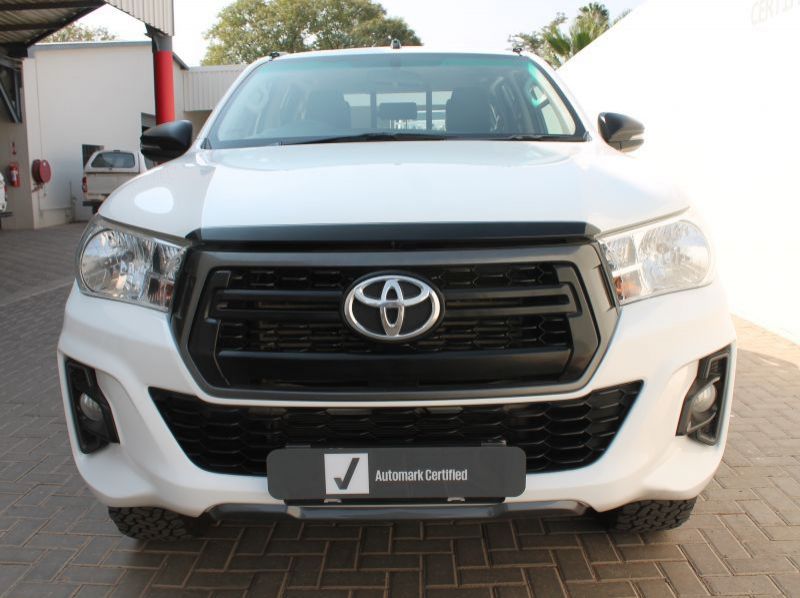 2019 Toyota 2019 Hilux DC 2.4GD6 4x4 SRX AT pictures