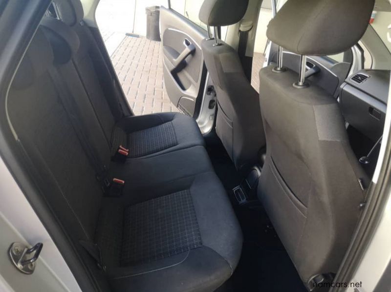 2015 Volkswagen Polo Gp 1.2 Tsi Comfortline (66kw) pictures