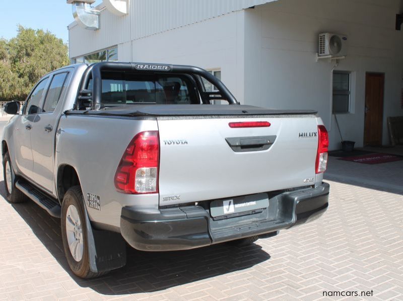 2019 Toyota Hilux DC 2.4GD6 4x4 SRX MT pictures