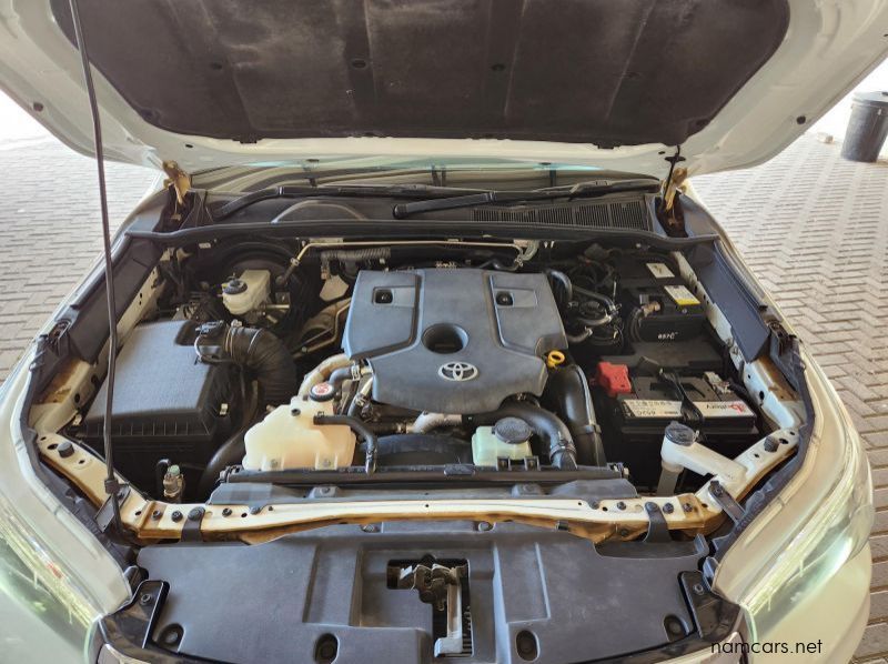 2019 Toyota Hilux DC 2.8GD6 4x4 Raider AT pictures
