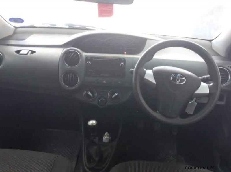 2018 Toyota Etios Sprint 1.5 Sedan pictures