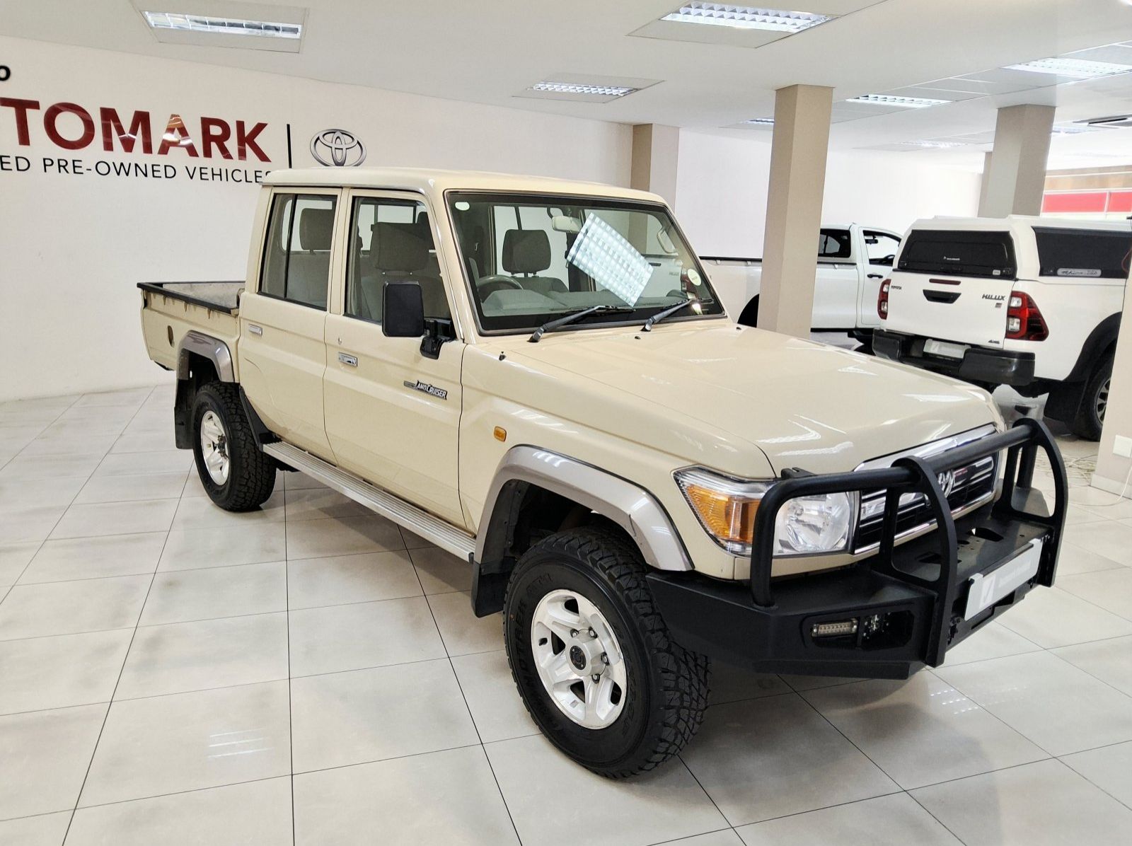 2016 Toyota LANDCRUISER 79 4.2d P/U D/C pictures