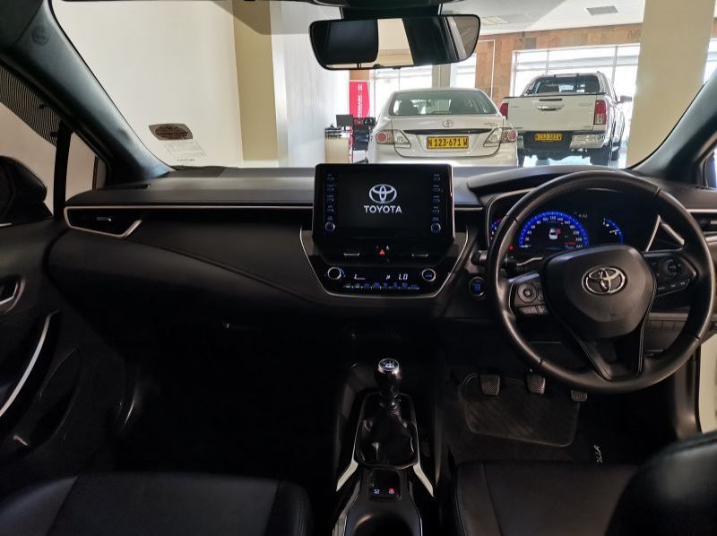 2022 Toyota Toyota Corolla 2.0 XR (66F) pictures