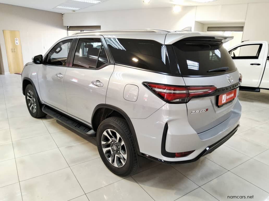 2023 Toyota Fortuner 2.8gd-6 4x4 A/t pictures