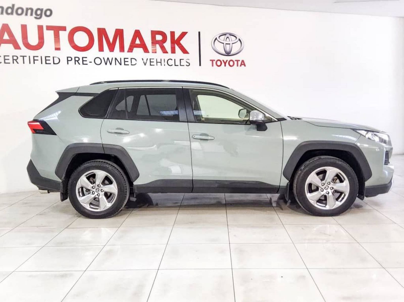 2022 Toyota Toyota Rav4 2.0 Gx-r Cvt Awd pictures