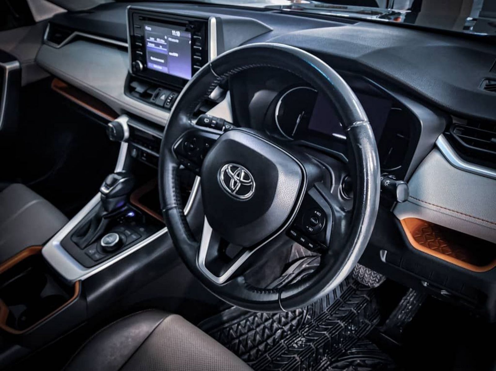 2022 Toyota Toyota Rav4 2.0 Gx-r Cvt Awd pictures