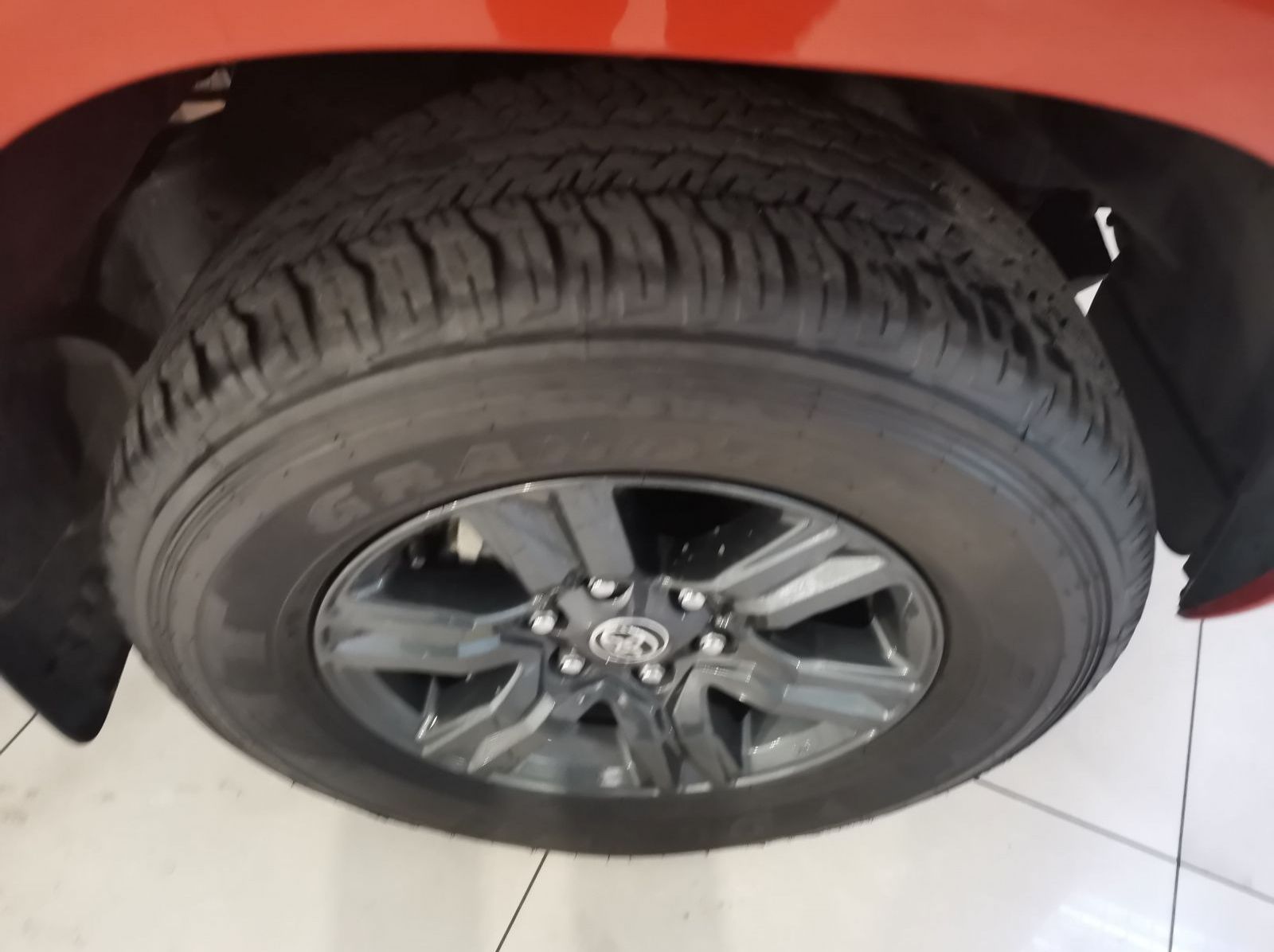 2024 Toyota Hilux Double Cab HiluxDC 2.8GD6 4X4 RAI AT (A2H) pictures