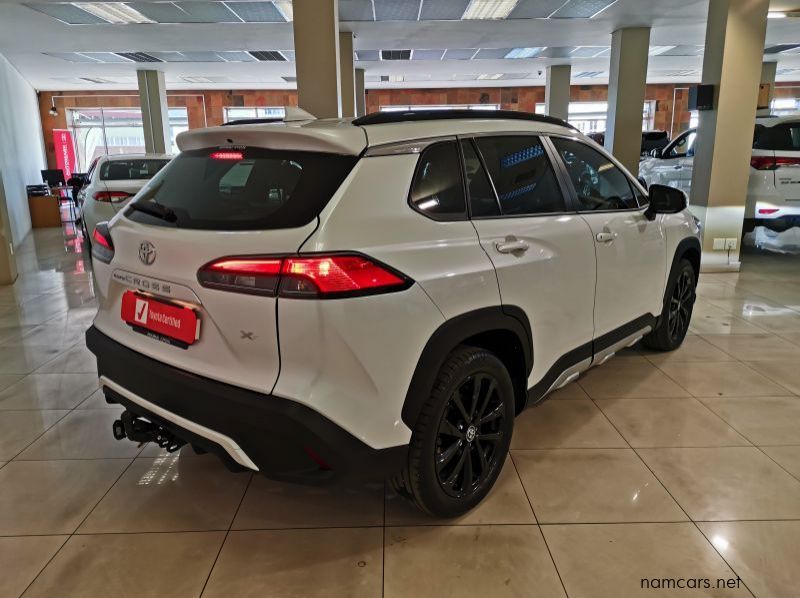 2022 Toyota Corolla Cross 1.8 Xr pictures