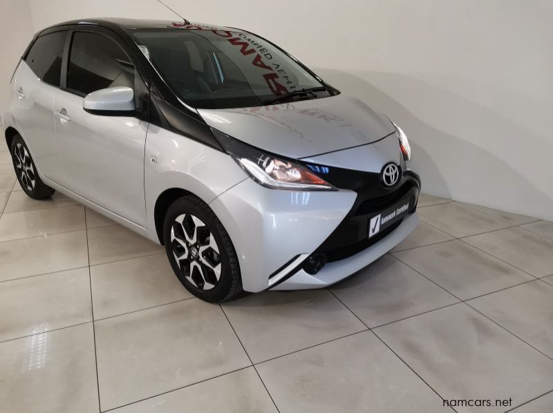 2017 Toyota Aygo 1.0 (5dr) pictures
