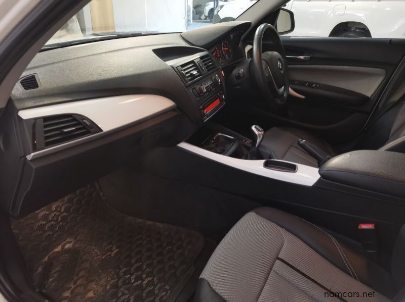 2011 BMW 1 Series 116i 5dr (f20) pictures