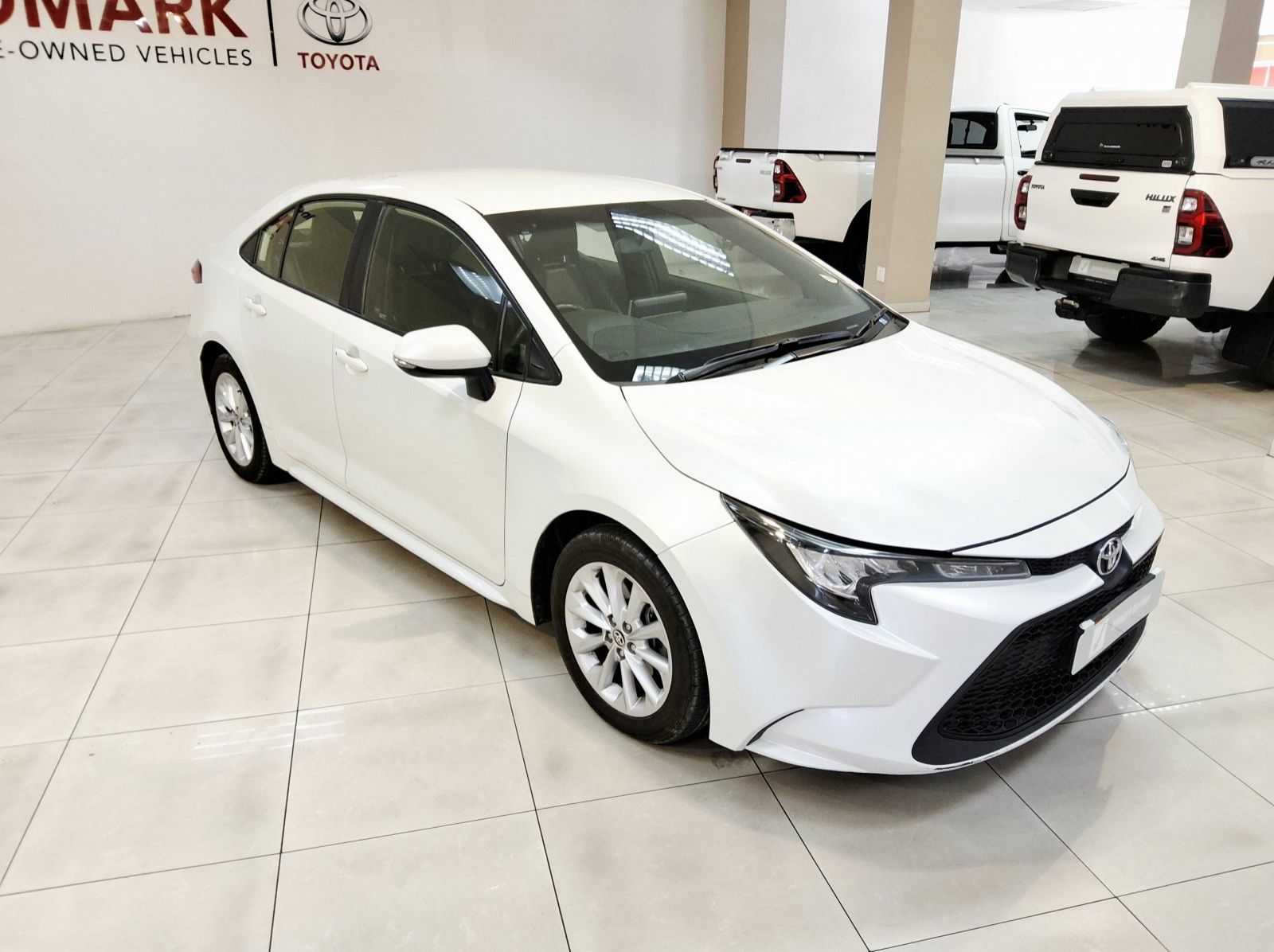 2022 Toyota COROLLA 1.8 XS CVT pictures