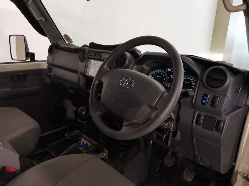2020 Toyota Landcruiser 79 4.0p P/u S/c pictures