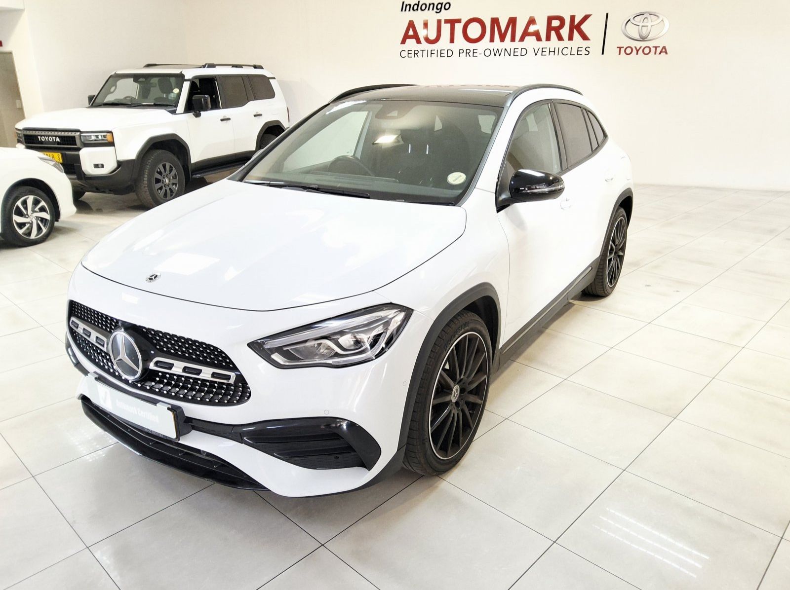 2023 Mercedes-Benz GLA 200 Progressive line pictures