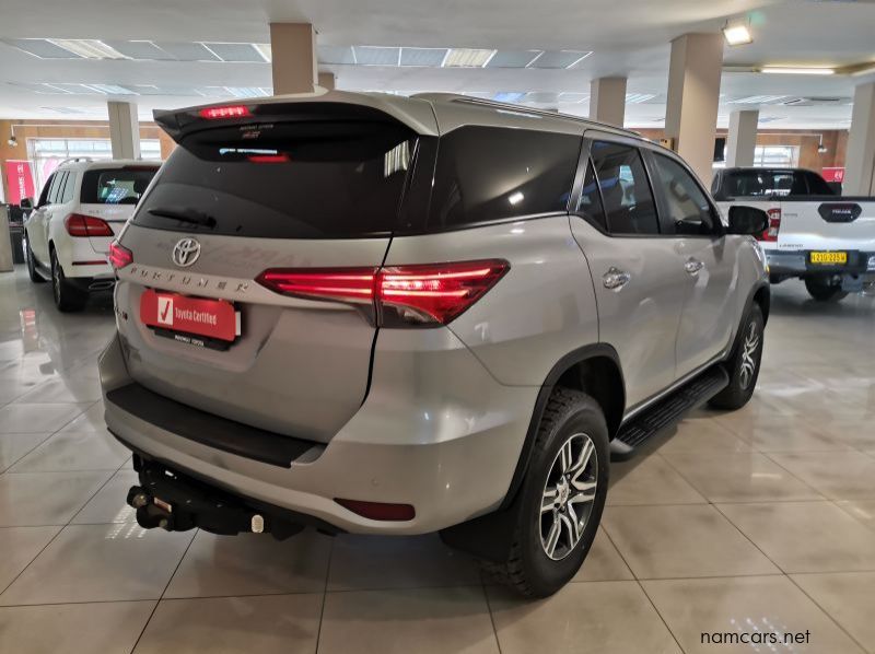 2021 Toyota Fortuner 2.4gd-6 R/b A/t pictures