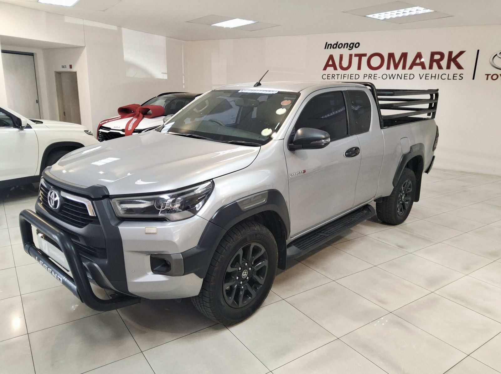2021 Toyota HILUX 2.8 GD6 RB LEGEND 4X4 P/U EX/CAB pictures