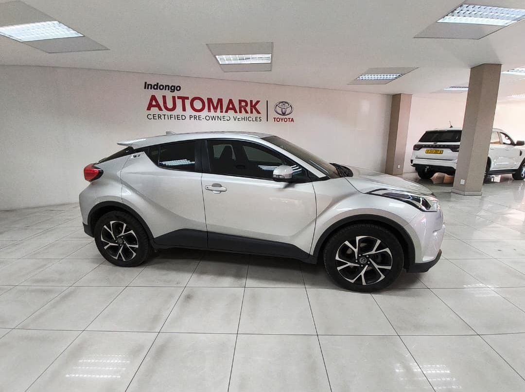 2020 Toyota C-hr 1.2t Plus pictures