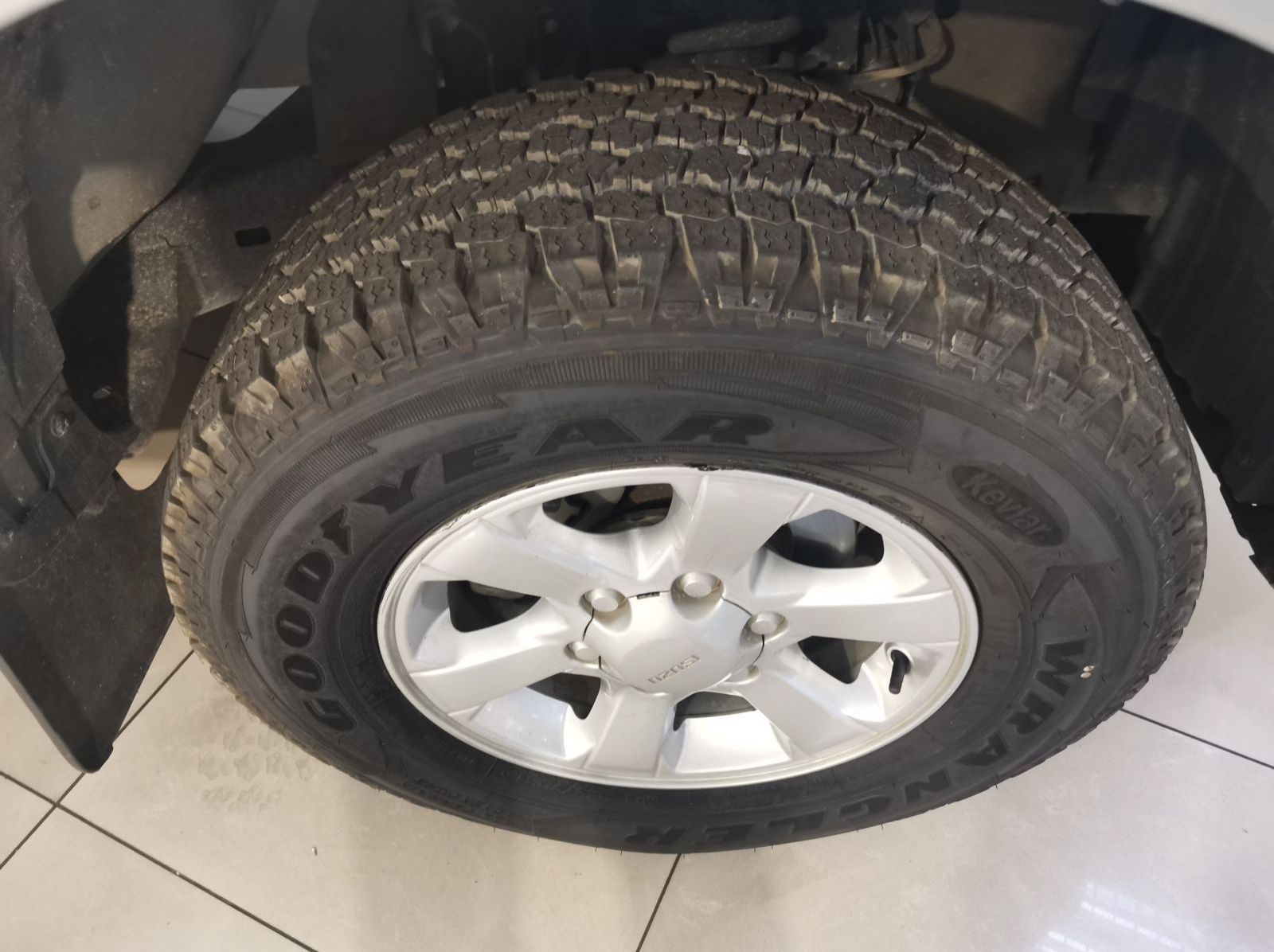 2017 Isuzu Kb 250 D-teq Ho Hi Rider P/u D/c pictures