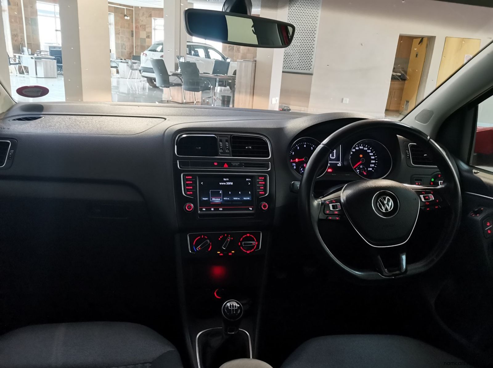 2016 Volkswagen Polo Gp 1.2 Tsi Comfortline (66kw) pictures