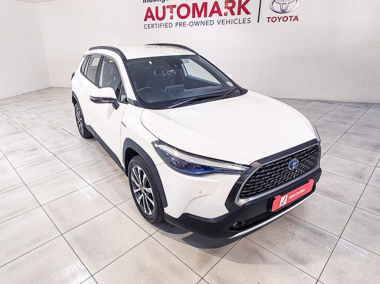 Used Toyota Corolla Cross 1.8 Xr Hybrid  for sale in Windhoek, Walvis Bay, Okahandja, Gobabis, Mariental, Otjiwarongo, Ongwediva, Namibia