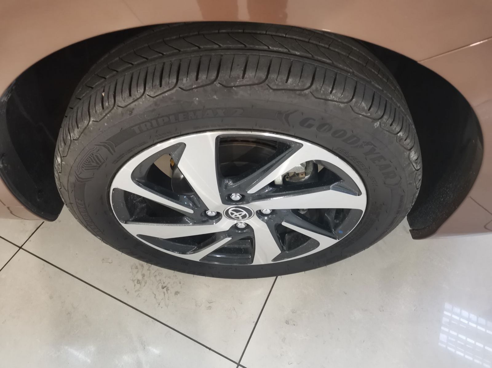 2022 Toyota Starlet 1.5 Xr A/t pictures