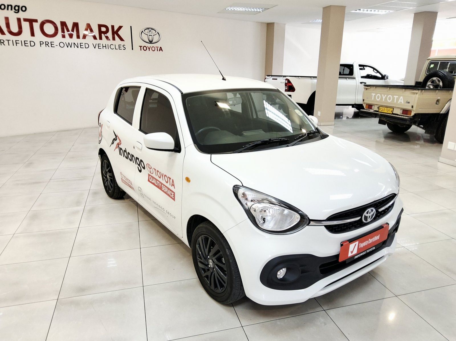 2025 Toyota Vitz 1.0 Xr A/t pictures