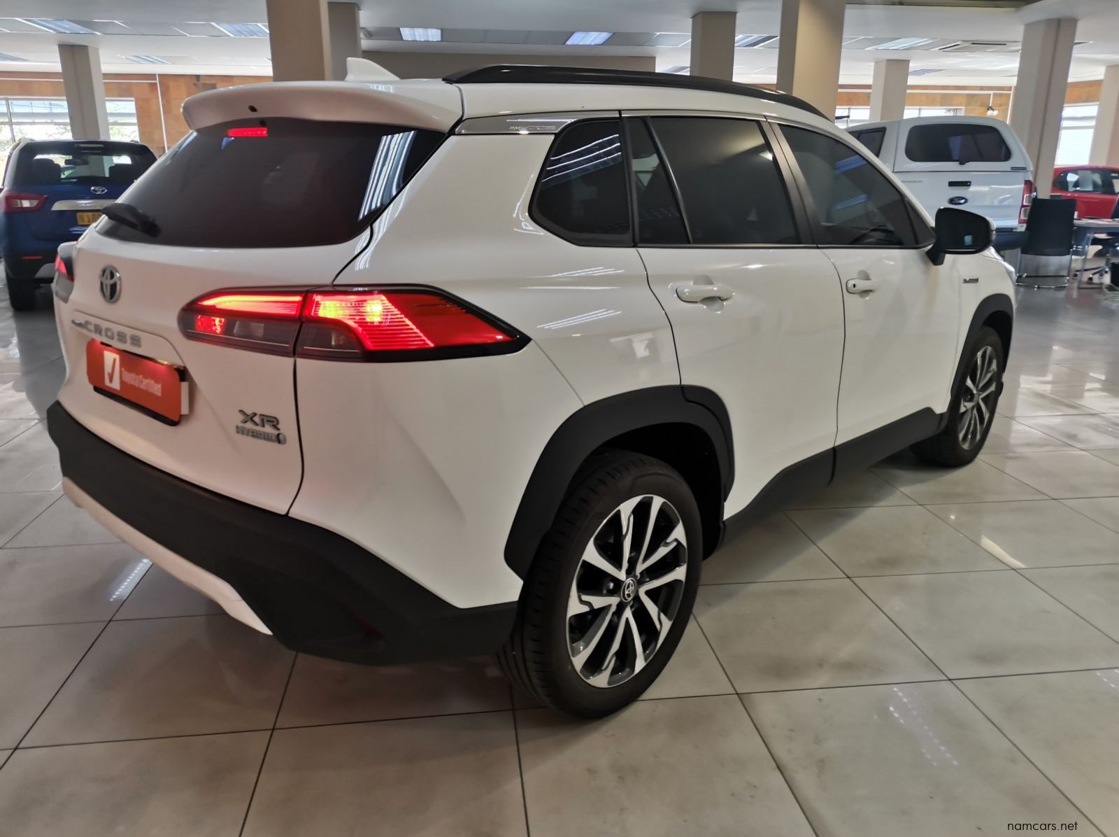 2024 Toyota Corolla Cross 1.8 Xr Hybrid pictures