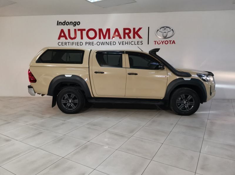 2022 Toyota Hilux 2.4 Gd-6 Raider 4x4 P/u D/c pictures