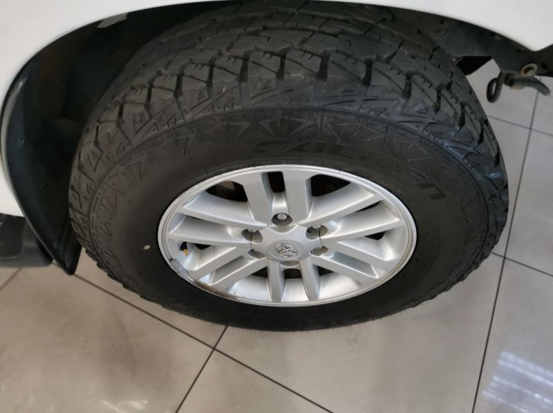 2015 Toyota Fortuner 3.0d-4d R/b pictures