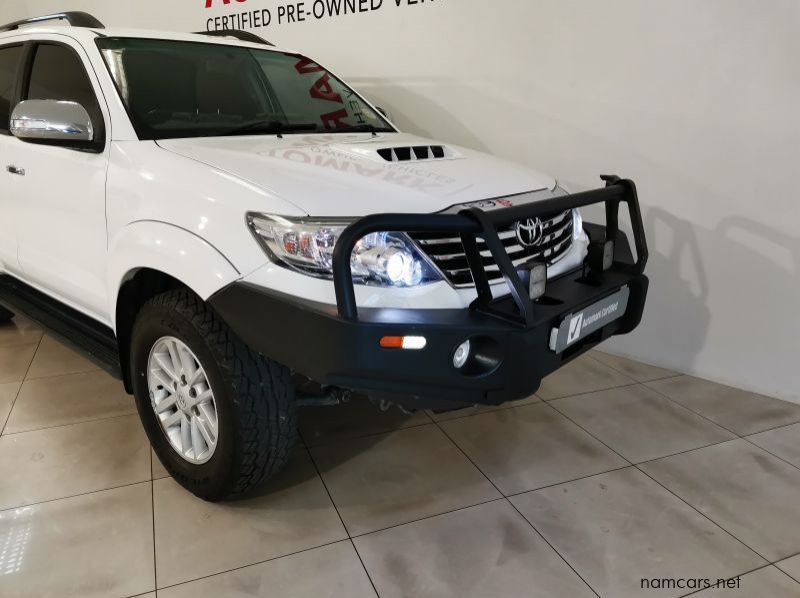 2015 Toyota Fortuner 3.0d-4d R/b pictures