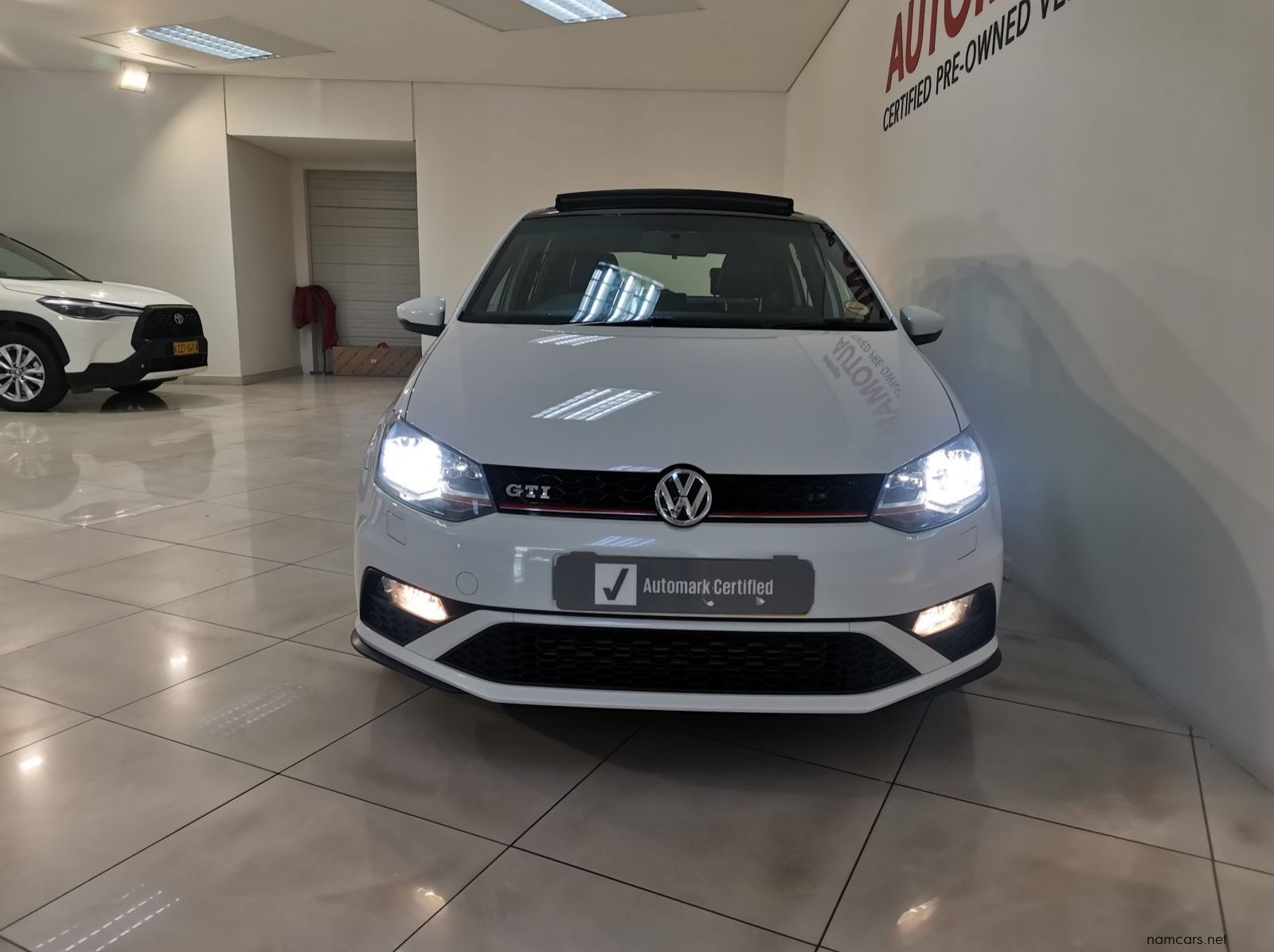 2015 Volkswagen Polo Gti 1.8tsi Dsg pictures