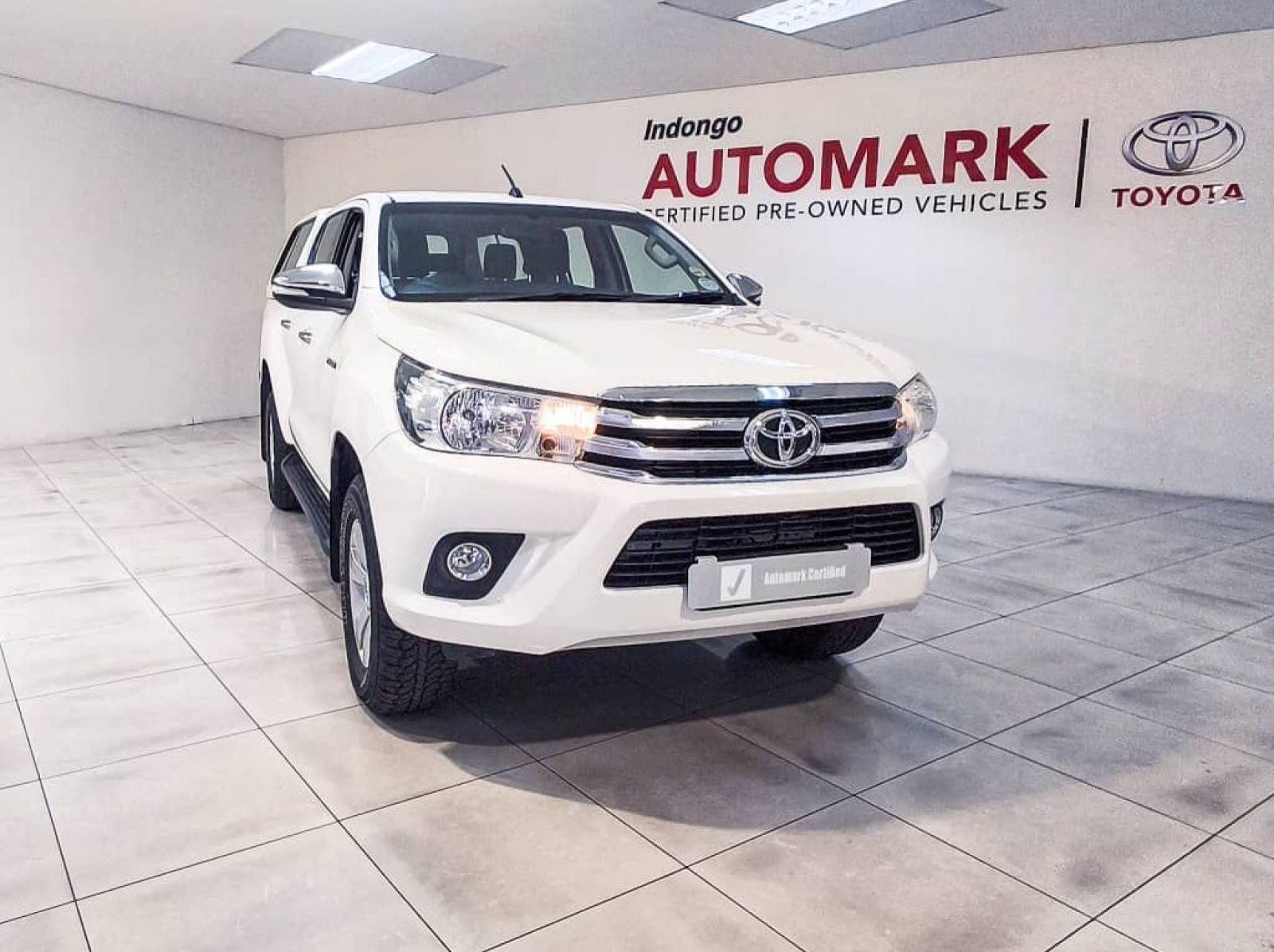 2017 Toyota Hilux 2.8 Gd-6 Rb Raider P/u D/c pictures