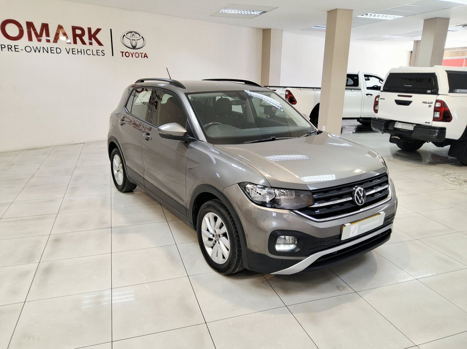2021 Volkswagen T-CROSS 1.0 TSI COMFORTLINE pictures