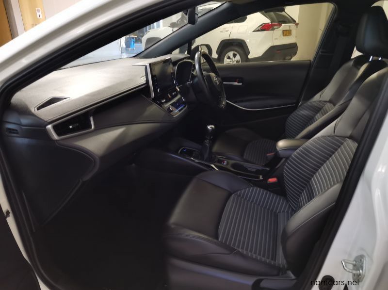 2021 Toyota Corolla 2.0 Xr pictures