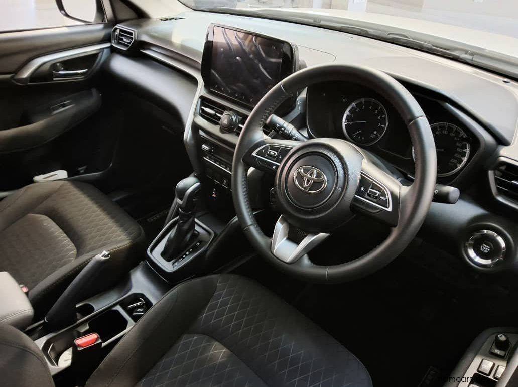 2026 Toyota Urban Cruiser 1.5 XR AT (54N) pictures