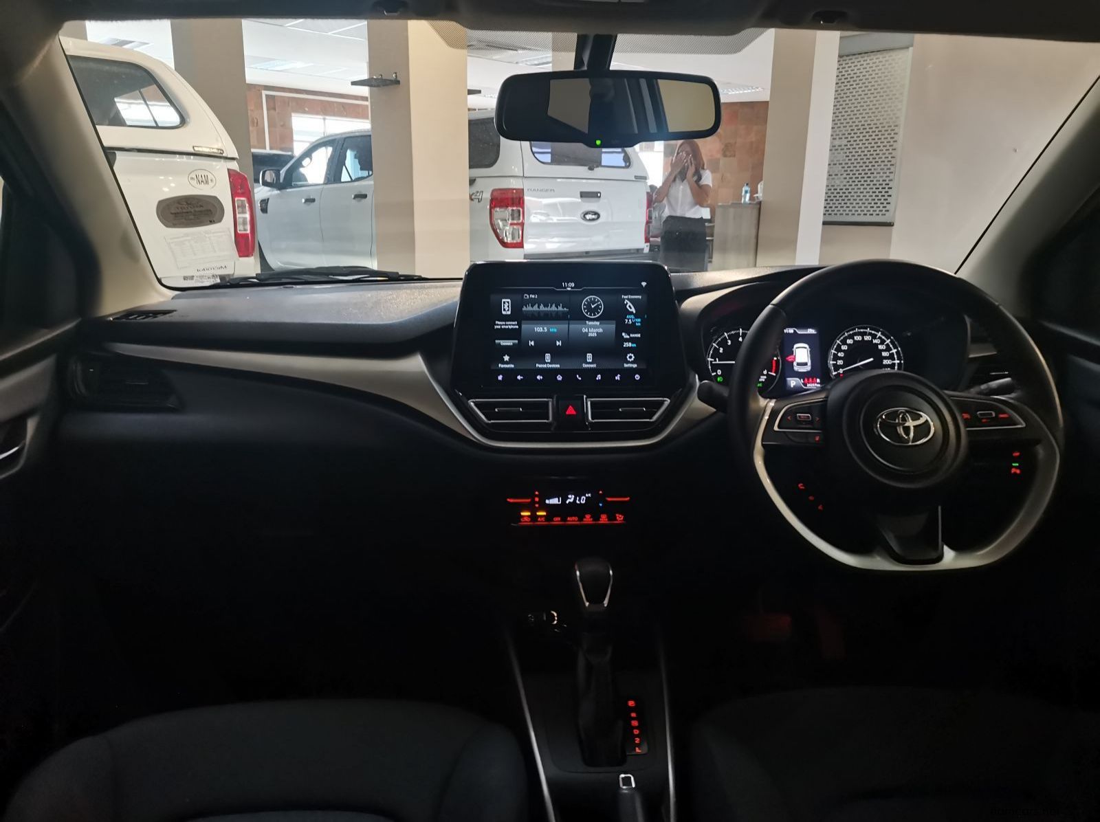 2024 Toyota Starlet 1.5 Xr A/t pictures