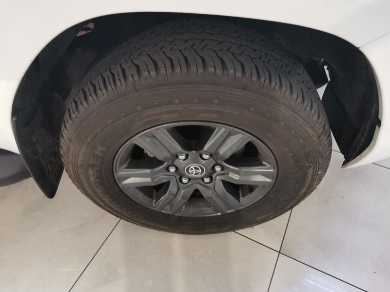 2024 Toyota Hilux Single Cab 2.4GD6 RB RAI AT (A1G) pictures