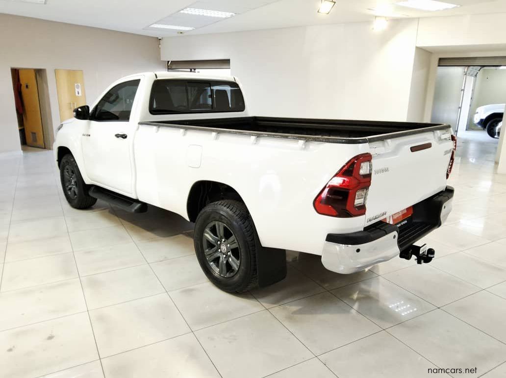 2025 Toyota Hilux 2.4 Gd-6 Rb Raider P/u S/c pictures