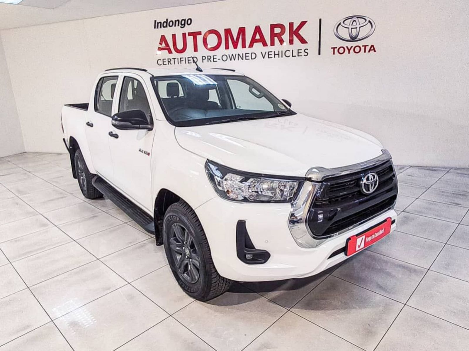 2023 Toyota Hilux 2.4 Gd-6 Raider 4x4 P/u D/c pictures