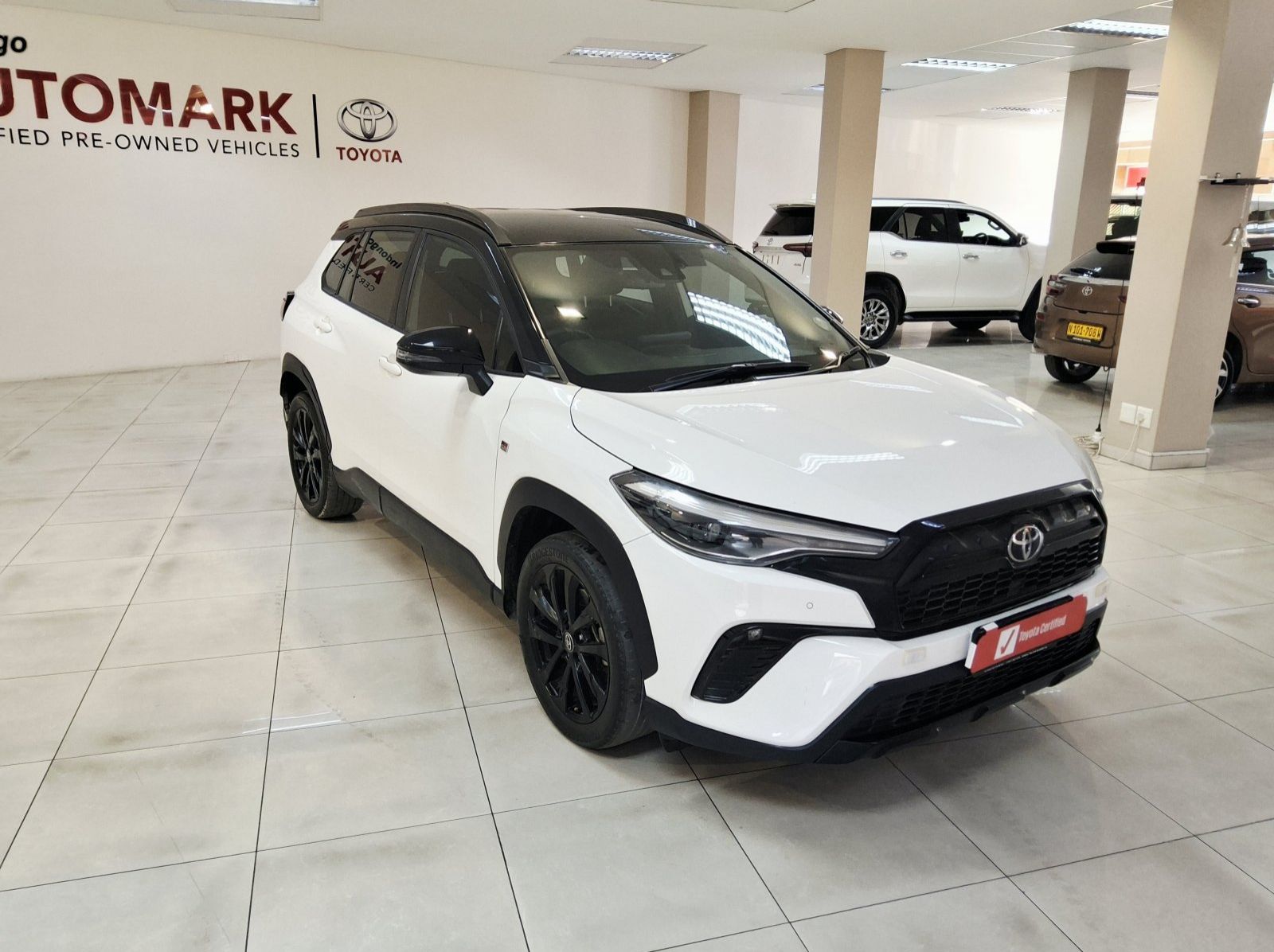 2022 Toyota Corolla Cross 1.8 GR-S pictures