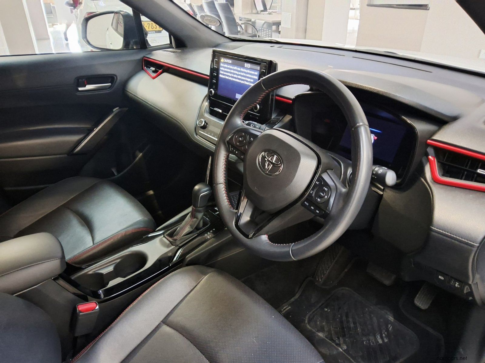 2022 Toyota Corolla Cross 1.8 GR-S pictures